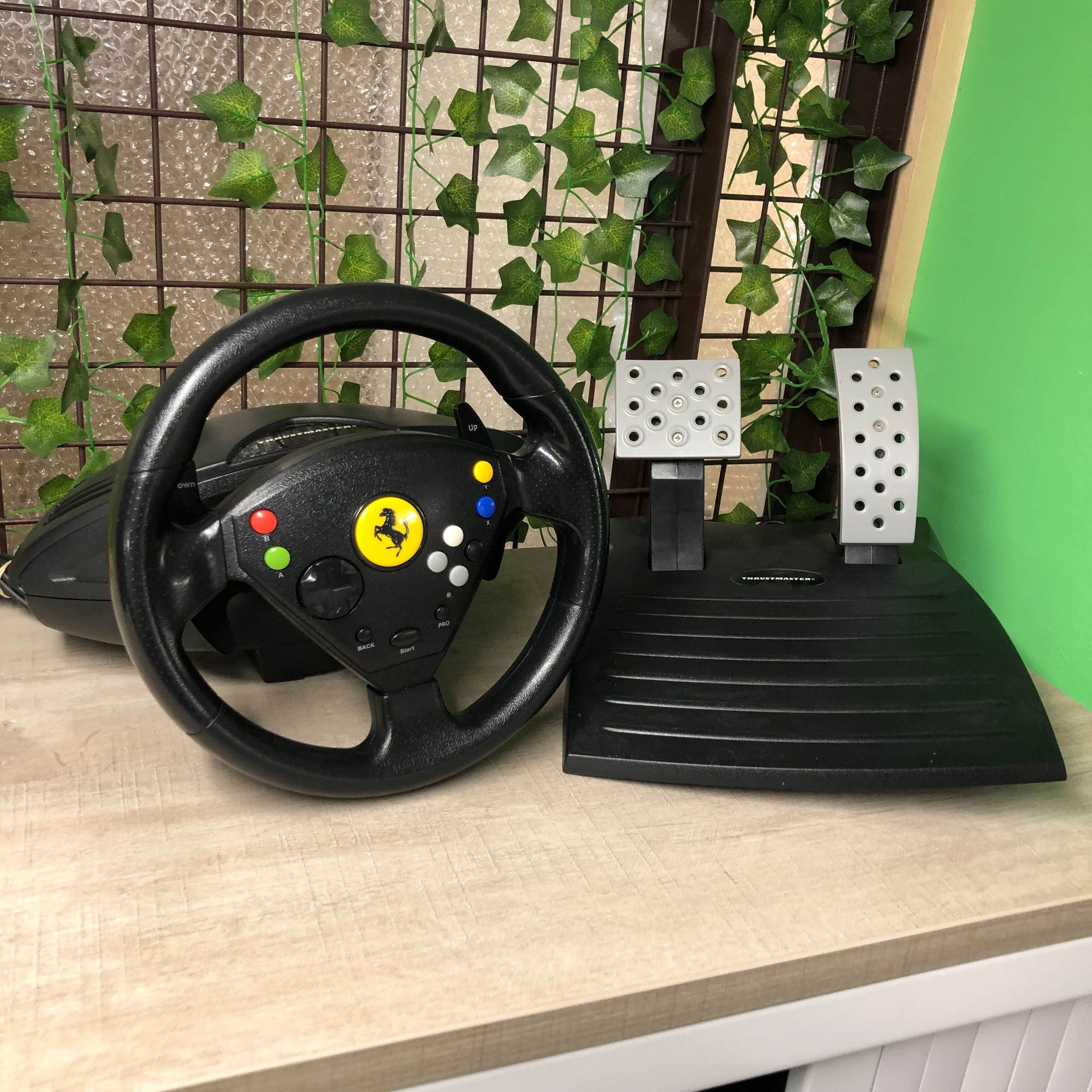 Xbox Classic Thrustmaster SteeringWheel+Pedals